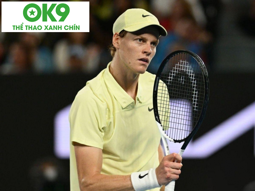 Jannik Sinner vẫn đang trong thời gian thụ án cấm thi đấu Jannik Sinner vẫn đang trong thời gian thụ án cấm thi đấu